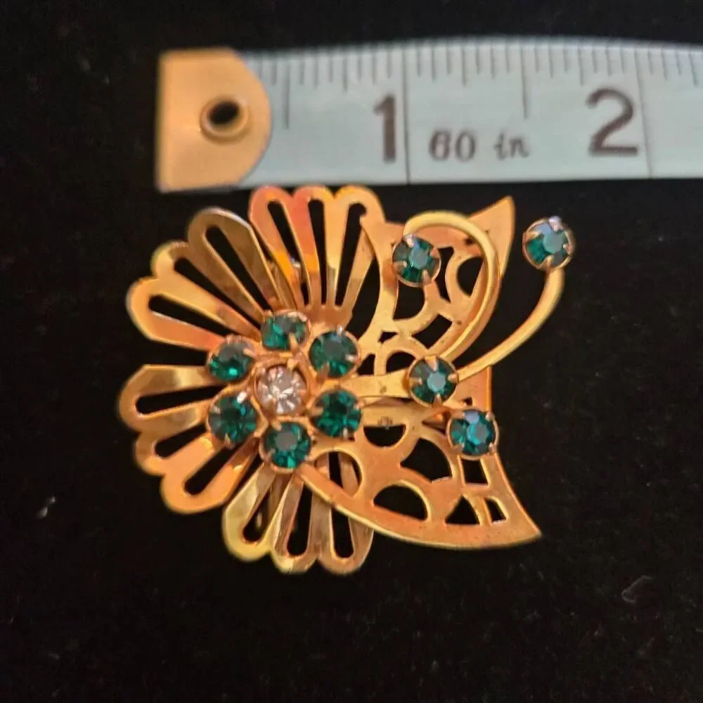 Vintage Gold Flower Green Rhinestone Brooch Pin